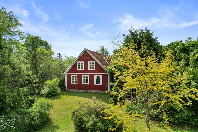 7 rum gård med jordbruk på Skallatorpsvägen 2 Sturkö, Karlskrona kommun - bild 4