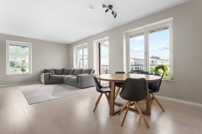 4 rum lägenhet på Karlslundsvägen 10, vån 5 Järfälla, Järfälla kommun - bild 4