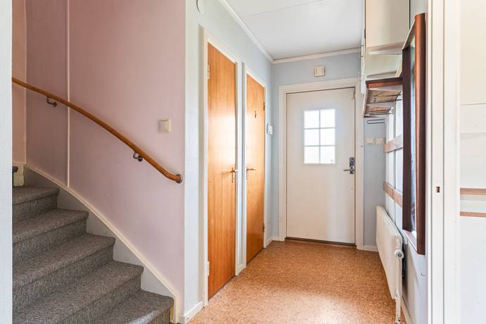 4 rum Radhus på Bragegatan 4 Öster/Djurgården Eskilstuna kommun - bild 8