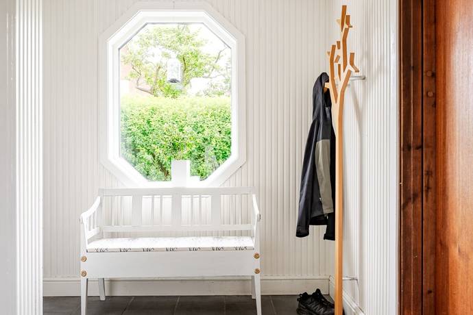11 rum villa på Tahevägen 17 Taberg, Jönköpings kommun - bild 3