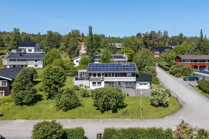 6 rum villa på Båtplatsvägen 5 Valla, Östersunds kommun - bild 1