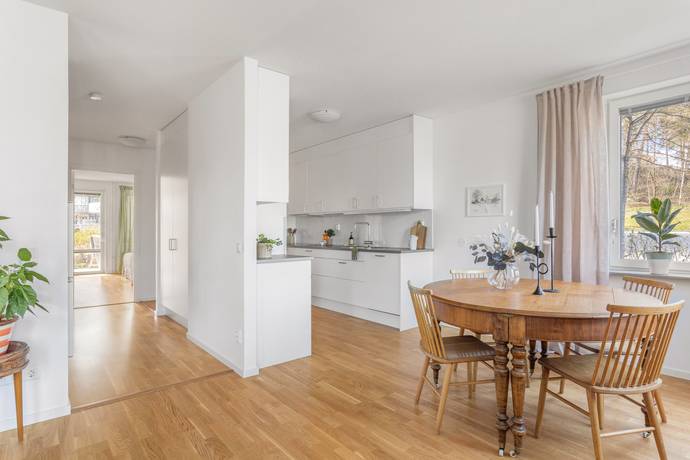 2 rum Lägenhet på Gubbkärrsvägen 17 BV Bromma / Nockebyhov Stockholms kommun - bild 1