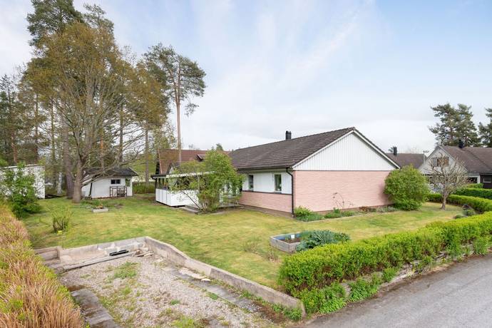 5 rum Villa på Hedensbergsgatan 5 Frövi Lindesbergs kommun - bild 38