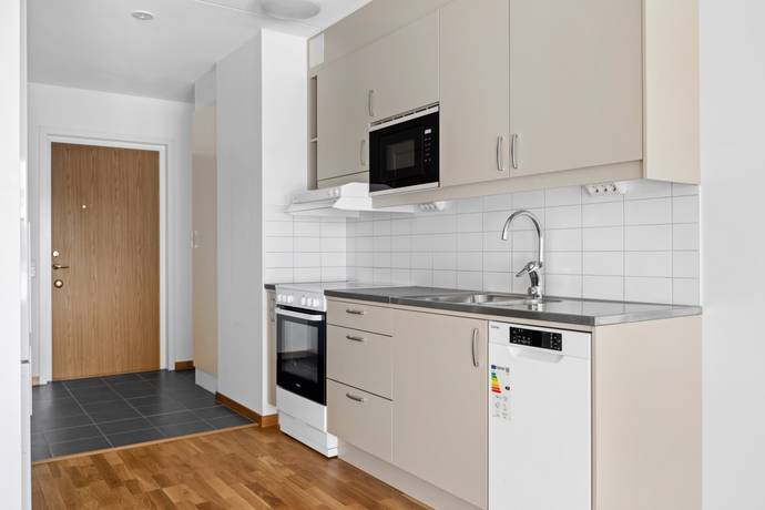 1 rum lägenhet på Eriksgränd 9 Jakobsberg, Järfälla kommun - bild 1