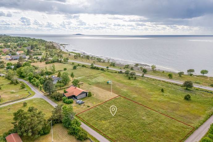 tomt på Alvarsvägen (Böda-torp 8:32) Byxelkrok, Borgholms kommun - bild 1