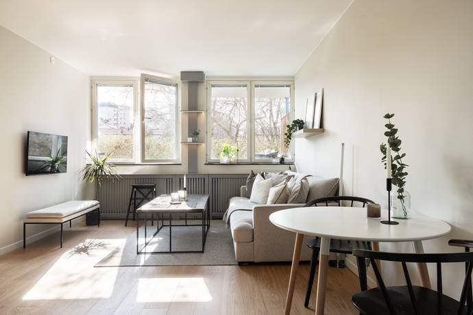 2 rum lägenhet på Svärdlångsvägen 19A Årsta, Stockholms kommun - bild 2