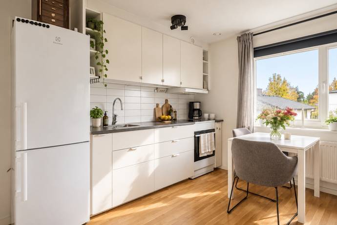 Yrkesvägen 21B, Stuvsta, Huddinge kommun