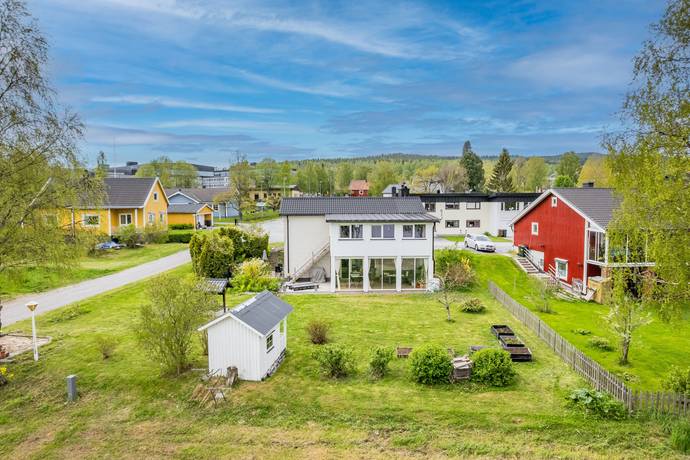 Rundsvängen 10, Gullänget, Örnsköldsviks kommun