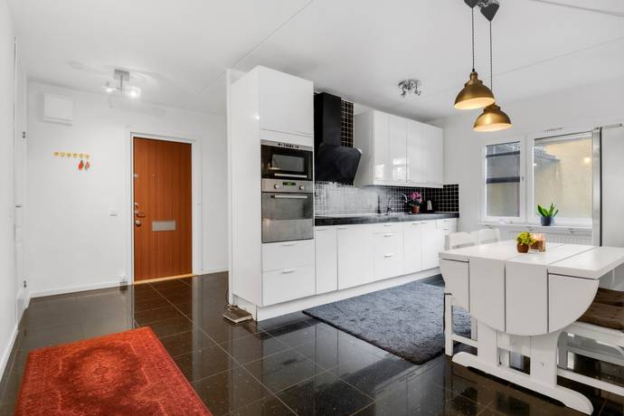 3 rum lägenhet på Helsingörsgatan 42 Kista, Stockholms kommun - bild 1