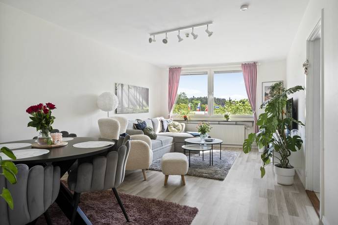 1 rum Lägenhet på Näsbydalsvägen 2, 2vån Näsbydal Täby kommun - bild 2