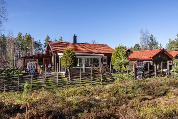 3 rum fritidshus på Roteslogsvägen 22 Sollerön, Mora kommun - bild 1