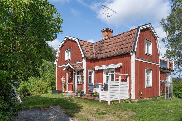 4 rum villa på Uppvägen 6 Laxne, Gnesta kommun - bild 1