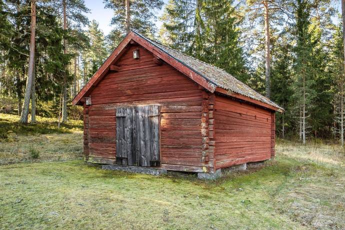 Gård med skogsbruk på Skärsjö 168 och 170 Skärsjö Heby kommun - bild 11