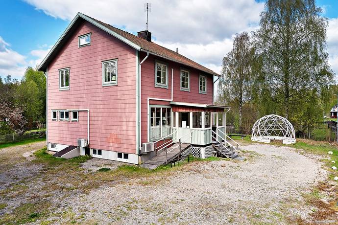 5 rum Villa på Ängelsbergsvägen 98 Sörby Fagersta kommun - bild 1