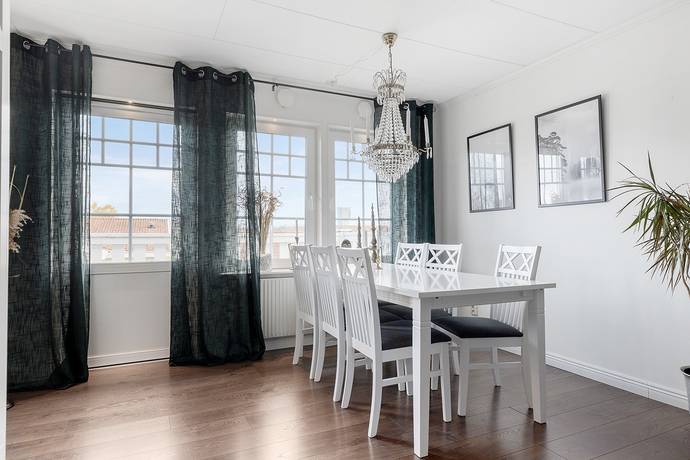 6 rum Villa på Smörsoppsvägen 13 Bärstad Hammarö kommun - bild 6