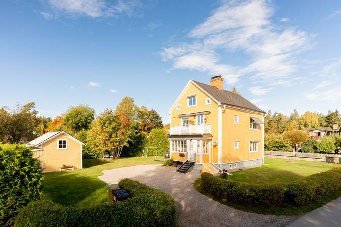 Dalstavägen 8, Bomhus, Gävle kommun