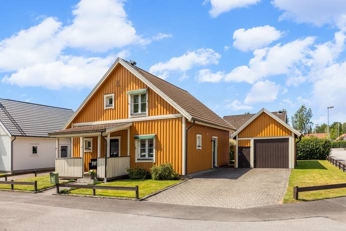 6 rum villa på Krysstagsvägen 11 Ulriksdal, Lidköpings kommun - bild 1