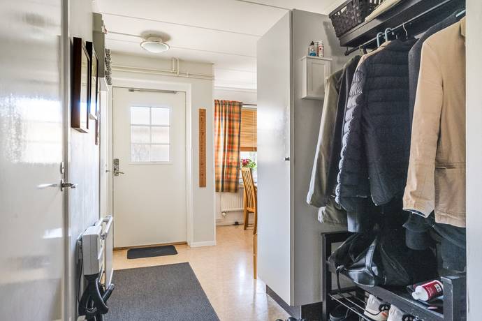 5 rum Radhus på Bäckvägen 18B Dammen Strängnäs kommun - bild 15