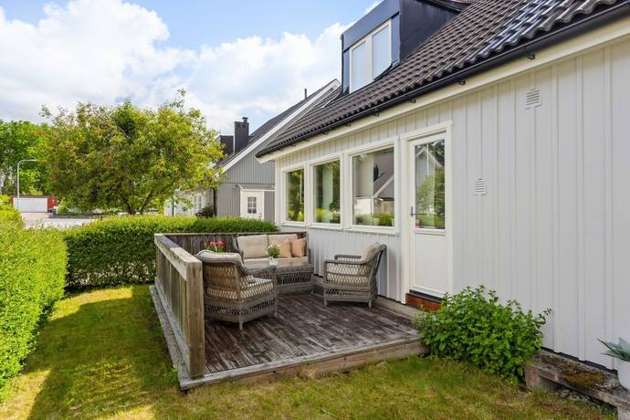 villa på Klövervägen 5 Järfälla, Järfälla kommun - bild 2