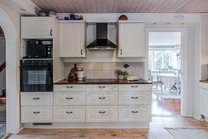 313 m² Villa på Väsbyholmsvägen 35 Mälarbaden Eskilstuna kommun - bild 25