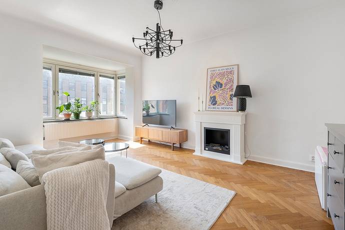 2 rum lägenhet på Sallerupsvägen 18A Östervärn /Värnhem, Malmö kommun - bild 1