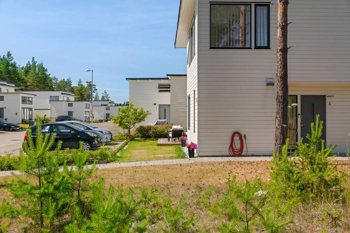 6 rum Radhus på Tant Gredelins väg 28A Tumba - Uttran Botkyrka kommun - bild 17