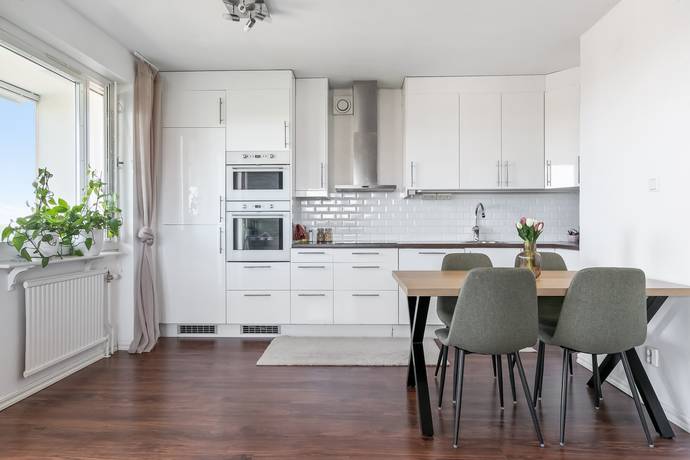 Larsbodavägen 72, 8tr, Farsta - Centrum, Stockholms kommun