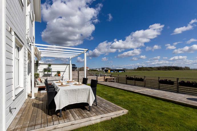 5 rum Kedjehus på Viktor Dahléns väg 124 Mosås Örebro kommun - bild 42