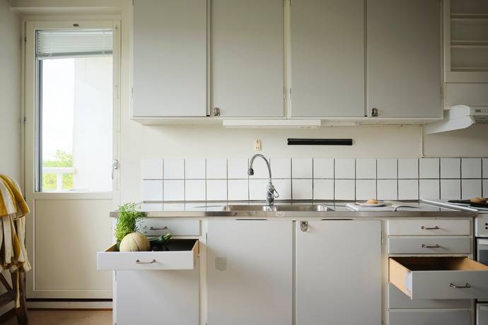 3 rum lägenhet på Skrakgränd 11 Fagersjö, Stockholms kommun - bild 1