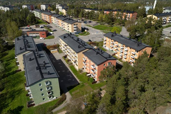 1 rum lägenhet på Tullingebergsvägen 4B G:a Tullingeberg, Botkyrka kommun - bild 3