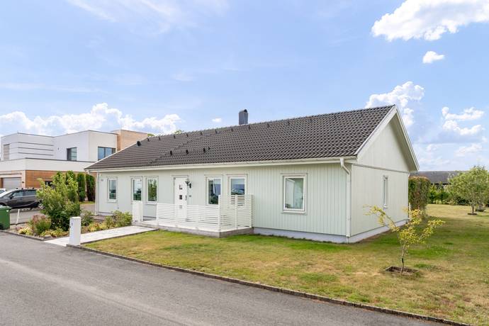 5 rum villa på Läkeörtsvägen 23 Flahult, Jönköpings kommun - bild 2