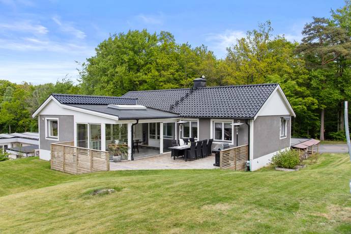 5 rum Villa på Klockaregatan 5 Tyringe Hässleholms kommun - bild 1
