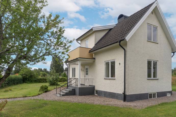 5 rum villa på Hällarydsvägen 9 Skede, Vetlanda kommun - bild 1