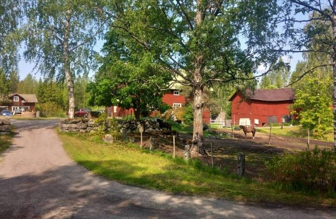 12 rum Gård utan jordbruk på Ina 231 SÖDERALA Söderhamns kommun - bild 65