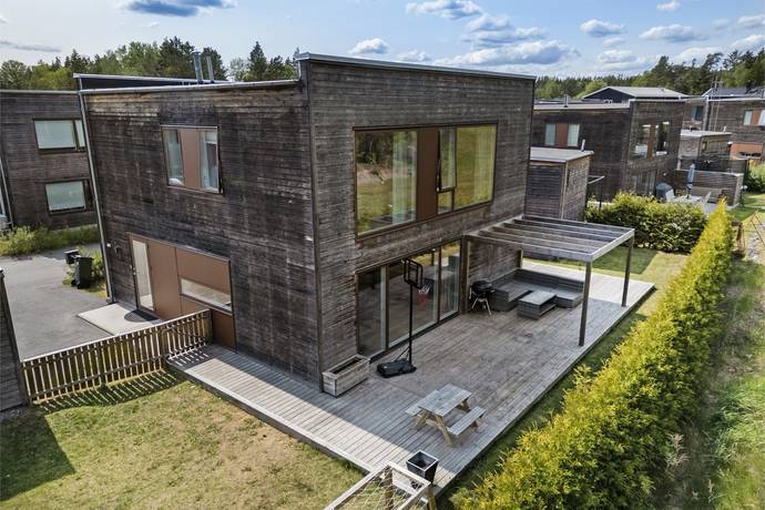 6 rum villa på Bråtagatan 43 Trosa, Trosa kommun - bild 1