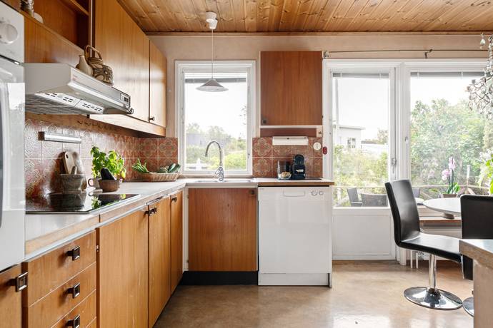 6 rum Villa på Stationsvägen 32 Björnlunda tätort Gnesta kommun - bild 16