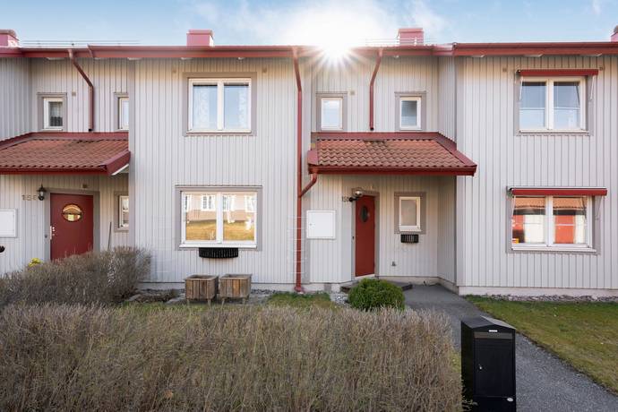 4 rum radhus på Holmsundsvägen 15 D Bomhus, Gävle kommun - bild 4
