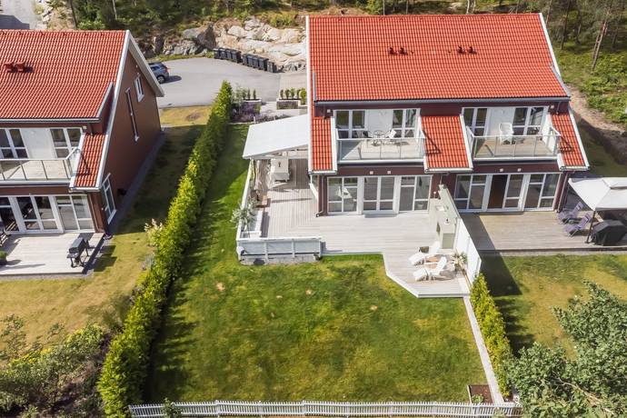 6 rum Parhus på Lupinvägen 27 Bålsta - Viby Äng Håbo kommun - bild 38
