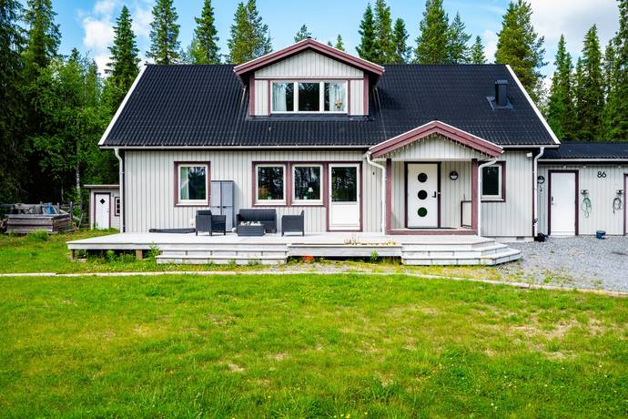 8 rum villa på Kraftstationsvägen 86 Vassaraträsket, Gällivare kommun - bild 1