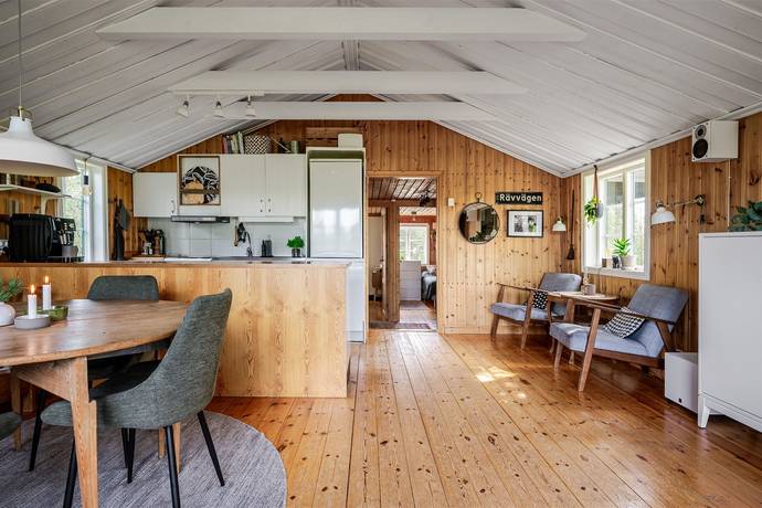 4 rum fritidshus på Rävvägen 12 Sångbäcksvallen, Bergs kommun - bild 3