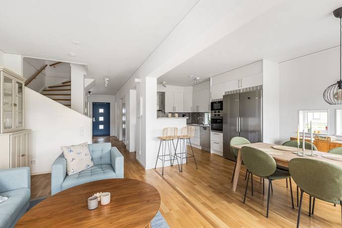 5 rum Radhus på Källarängsvägen 20D Stallarholmen Strängnäs kommun - bild 21