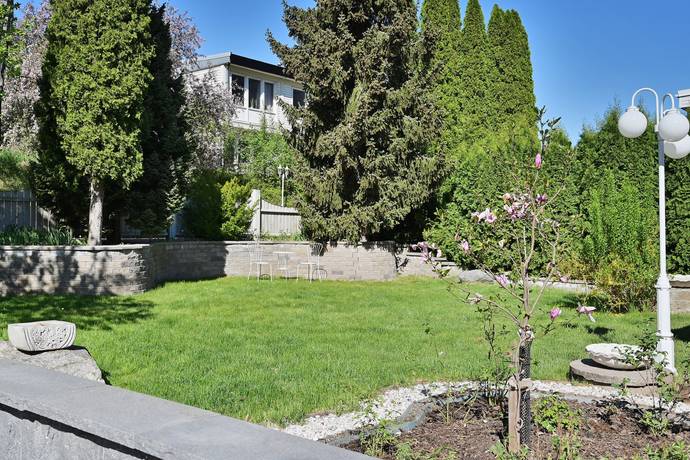 8 rum Villa på Åvägen 6 Runby Upplands Väsby kommun - bild 32