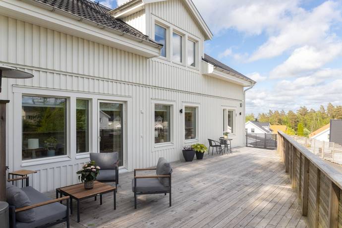 6 rum villa på Lilla Badviksvägen 10 Gunnilse, Göteborgs kommun - bild 2
