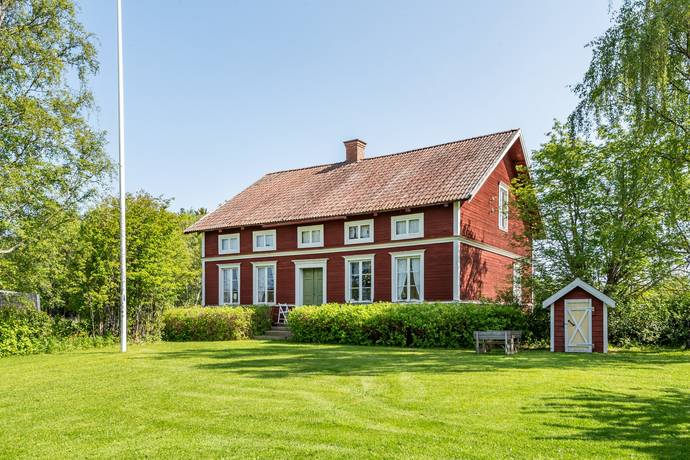 7 rum gård/skog på Hov 110 Hackås, Bergs kommun - bild 2