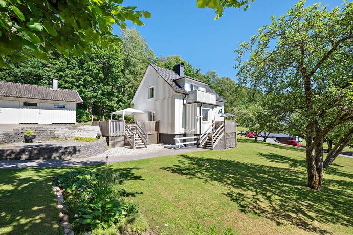 Parkgatan 10, Kinna, Marks kommun