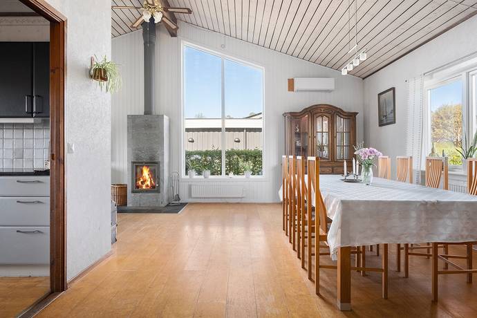 5 rum villa på Oxvägen 2 Broby, Östra Göinge kommun - bild 1