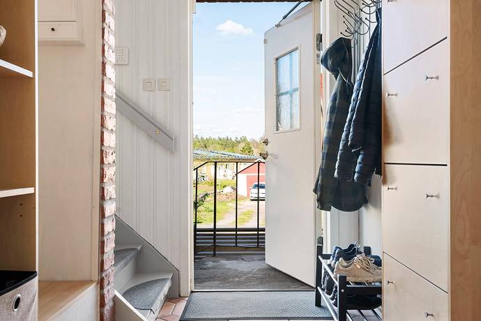5 rum villa på Källgatan 9 Sibbhult, Östra Göinge kommun - bild 2