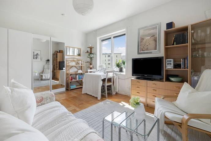 1 rum lägenhet på Mäster Simons väg 9 B lgh 1102 Frösunda, Solna kommun - bild 1