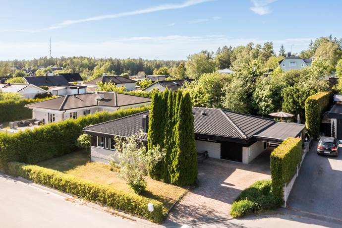 7 rum villa på Enstavägen 7 Ritorp, Södertälje kommun - bild 2
