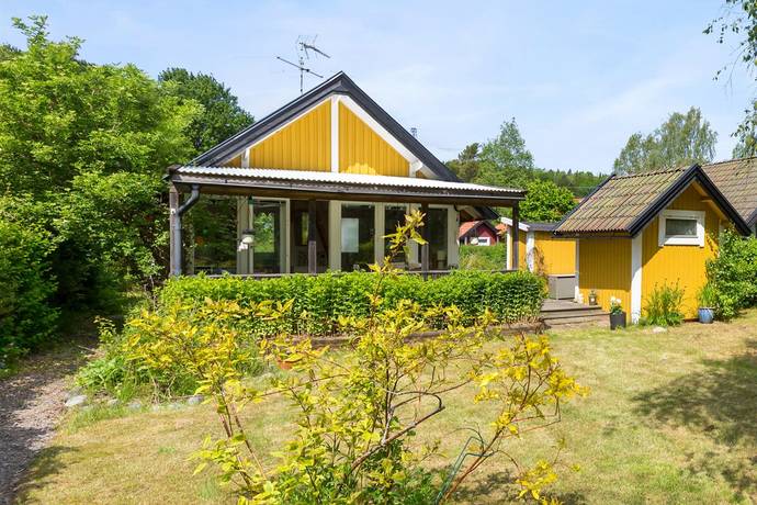 2 rum fritidshus på Ekedals byväg 49 Ekedal/Ådran, Huddinge kommun - bild 1